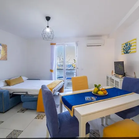 Casa Floriana Seaview Apartmán *