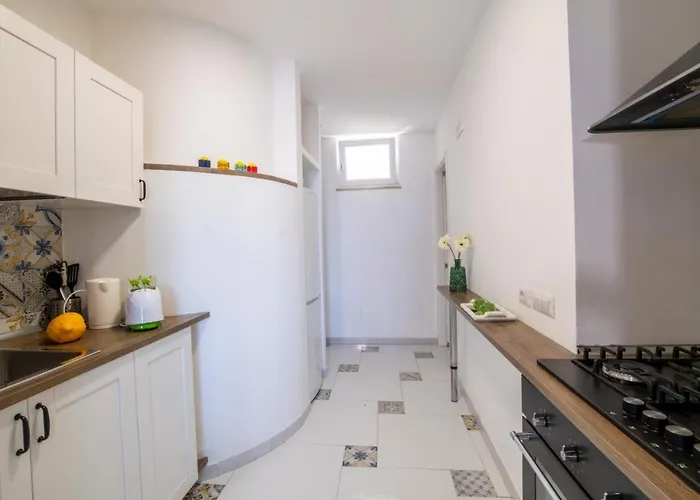 Casa Floriana Seaview Apartament *